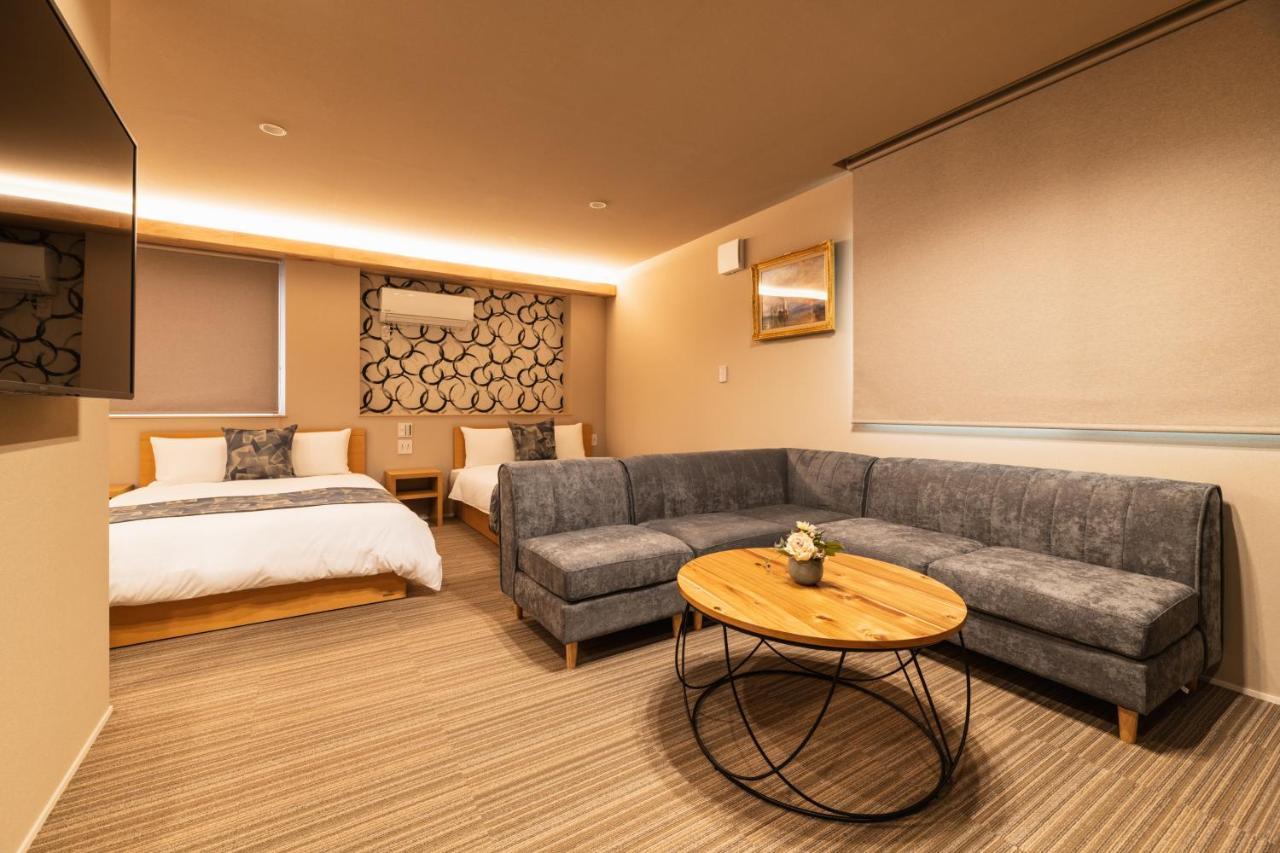 Aparthotel Grand Base Urakami à Nagasaki Extérieur photo