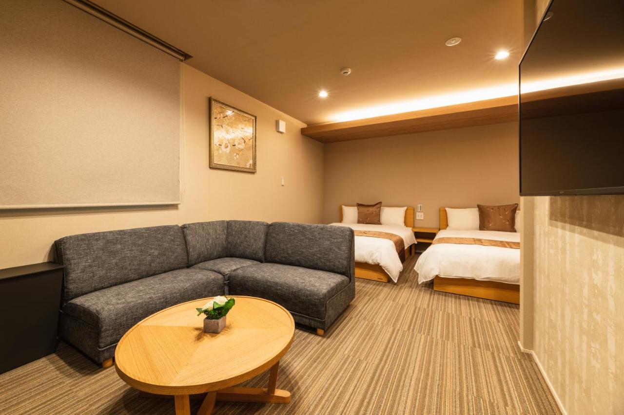 Aparthotel Grand Base Urakami à Nagasaki Extérieur photo